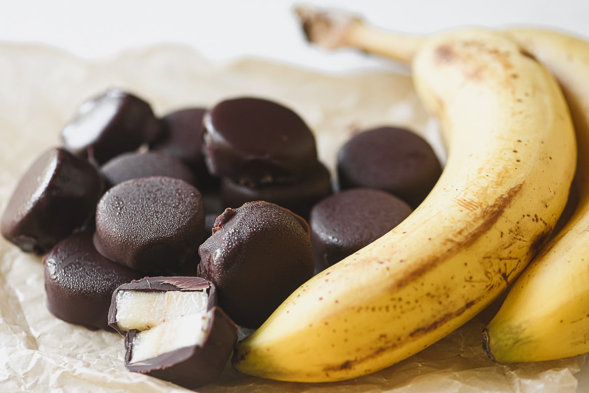 Trader Joe's Copycat: Easy Frozen Chocolate Dipped Bananas